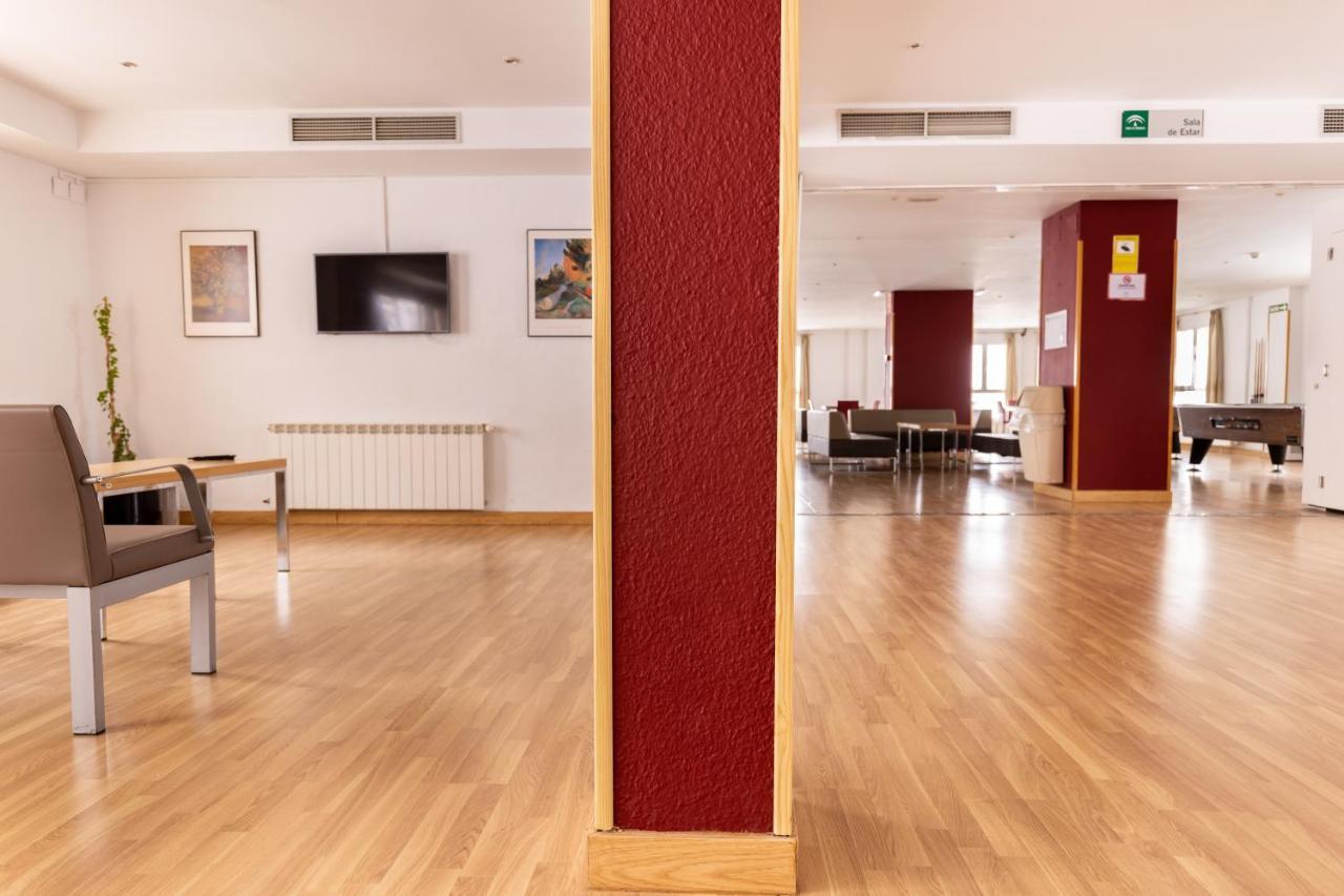 Albergue Inturjoven סיירה נבדה מראה חיצוני תמונה