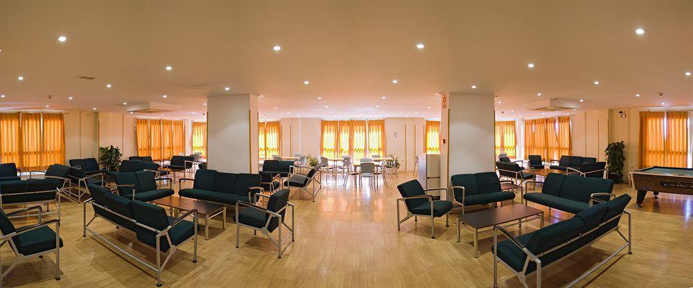 Albergue Inturjoven סיירה נבדה מראה חיצוני תמונה