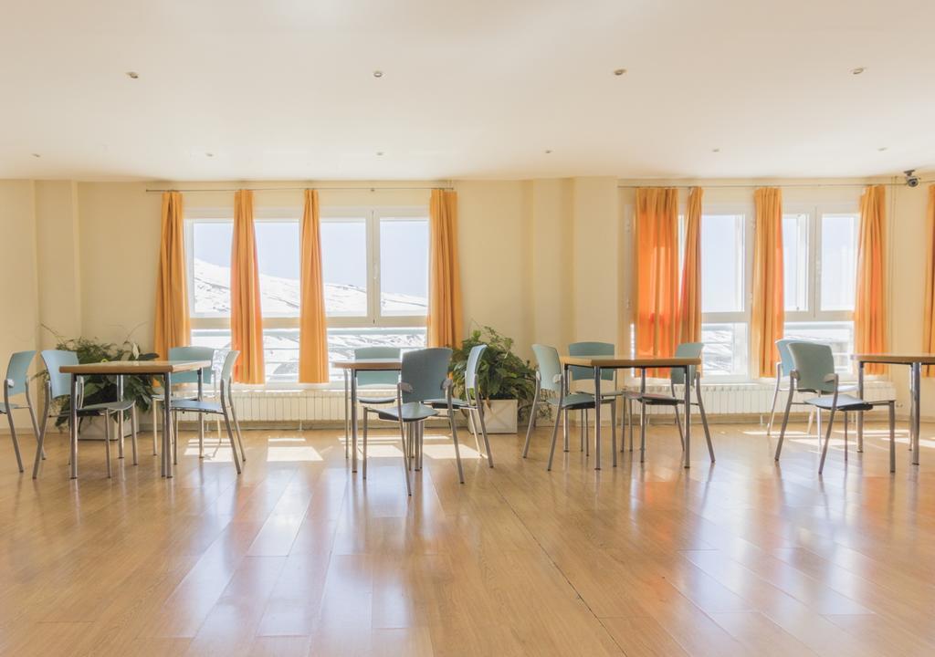 Albergue Inturjoven סיירה נבדה מראה חיצוני תמונה