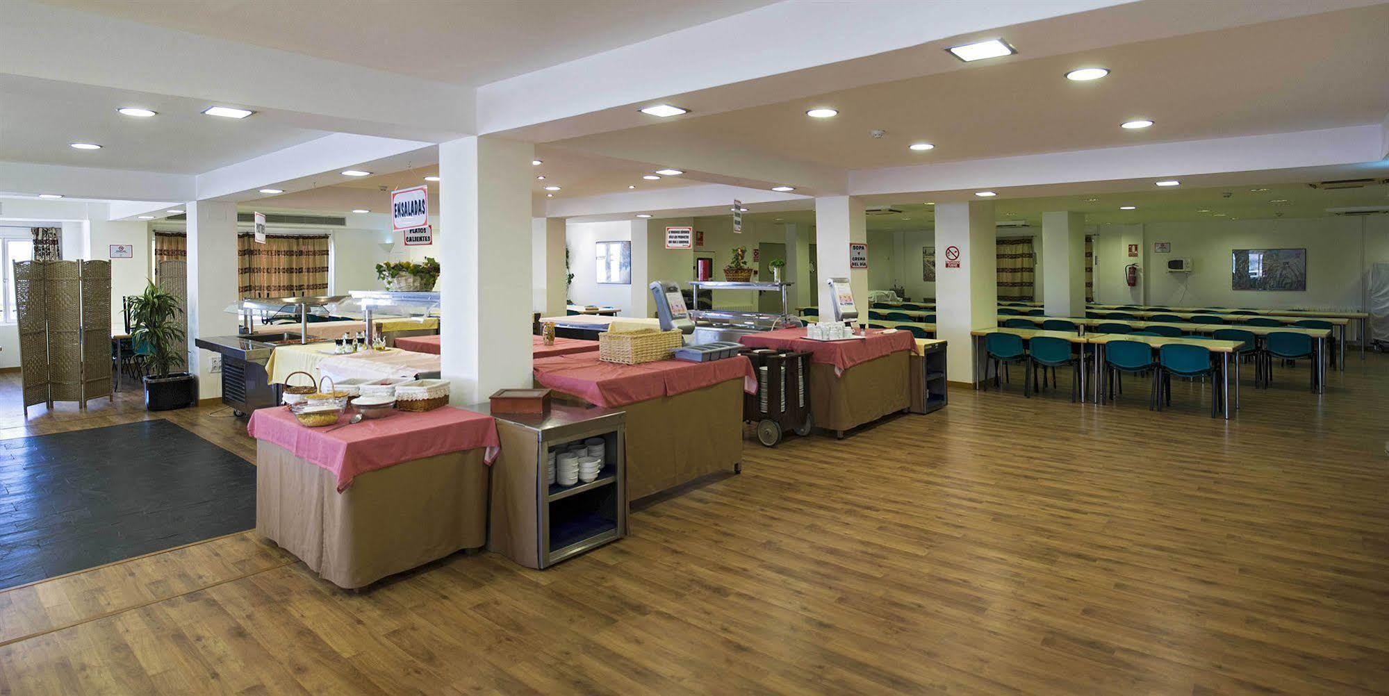 Albergue Inturjoven סיירה נבדה מראה חיצוני תמונה